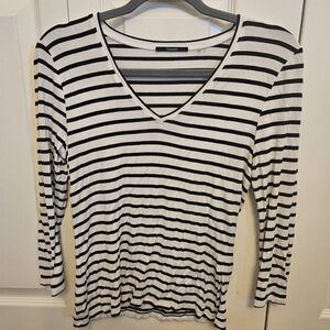 Tahari Black and White Striped V-Neck Long Sleeve Top